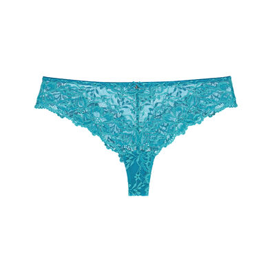 25_1_40_LuxuryDesire