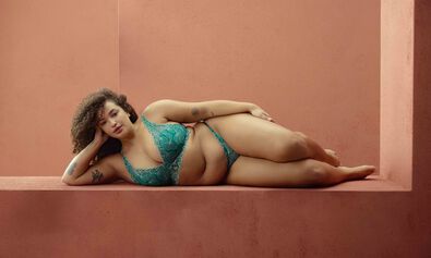 Teona Lingerie