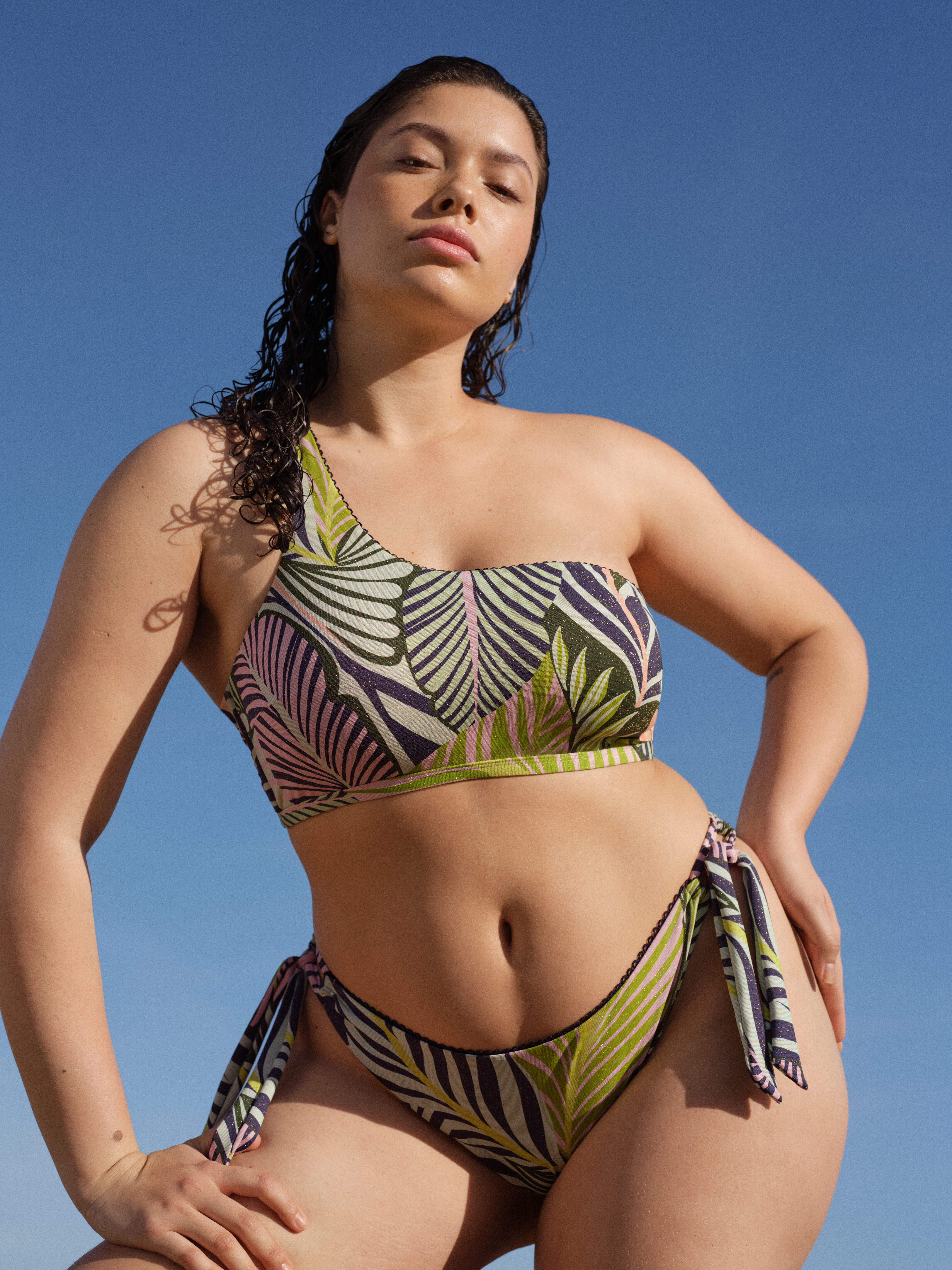 Bikini Courtney