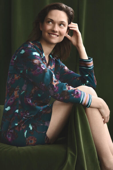 23_4_19_Shoshana_2_Full_Images